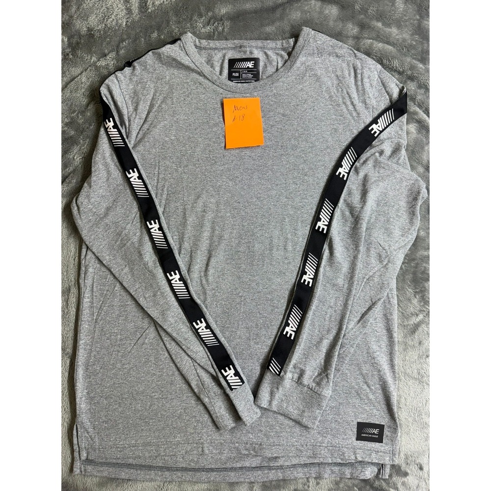 American Eagle Outfitters Men's Flex Large Long Sleeve Shirt W/Logo down sleeves